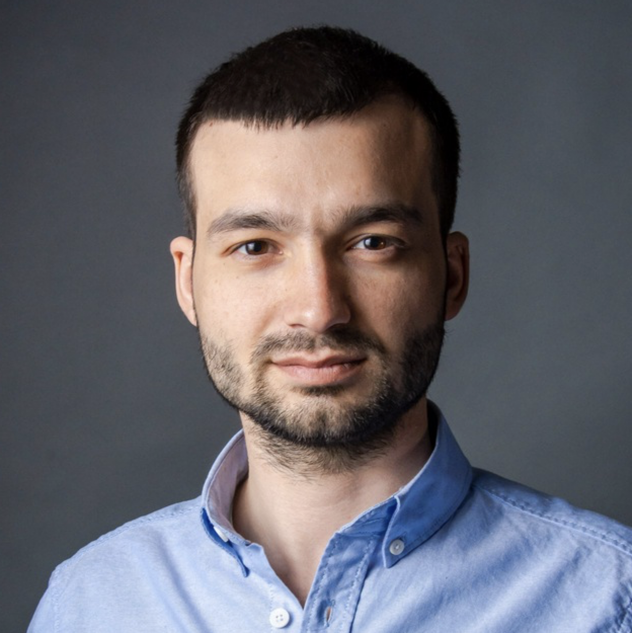 Евгений Ельмикеев